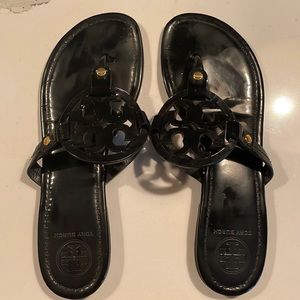 Tory Burch black patent Miller size 9 1/2